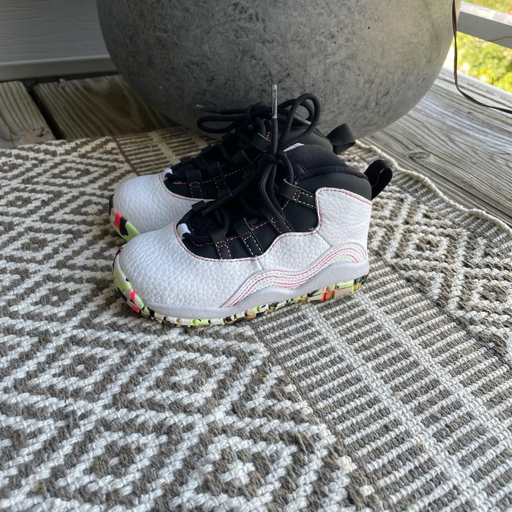 Size 7C Nike Air Jordan Retro 10 Retro SE Ember